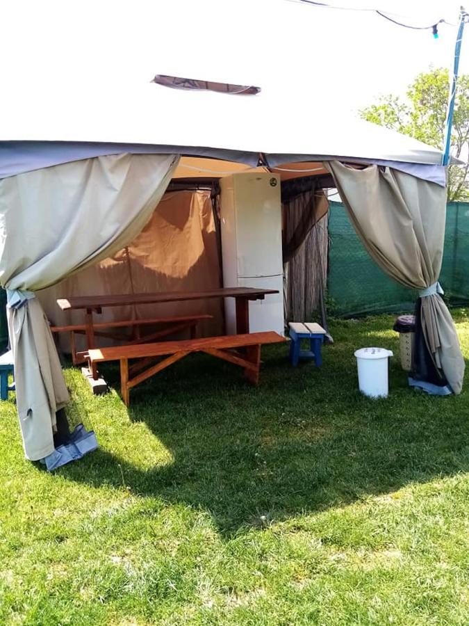 Camping Casuta Mihaela クリシャン エクステリア 写真